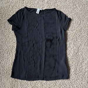 White House Black Market Black Pleated Short Sleeve Blouse